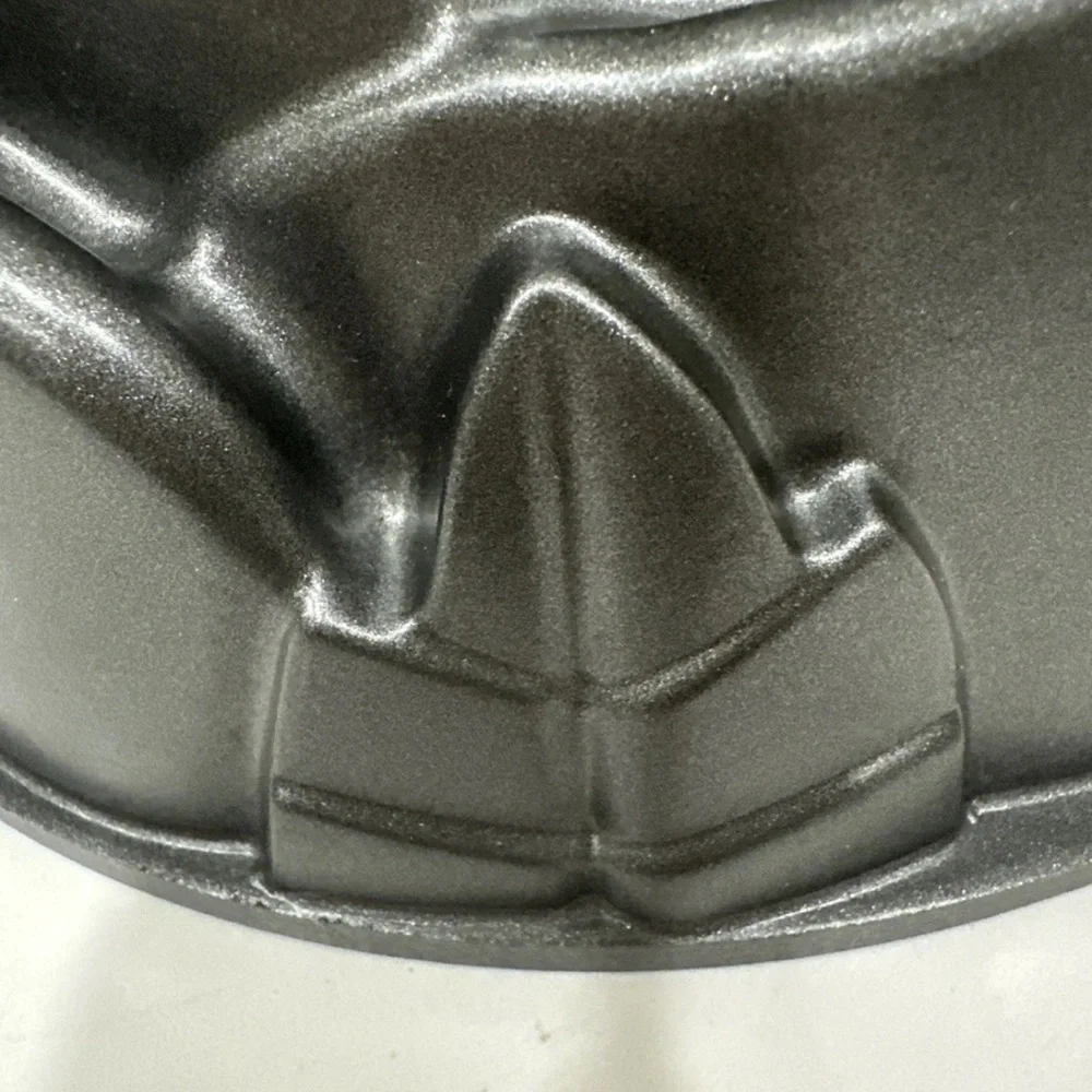 Nordic Ware ROSE Bundt Cake Pan Black Cast Aluminum 10 Cup USA